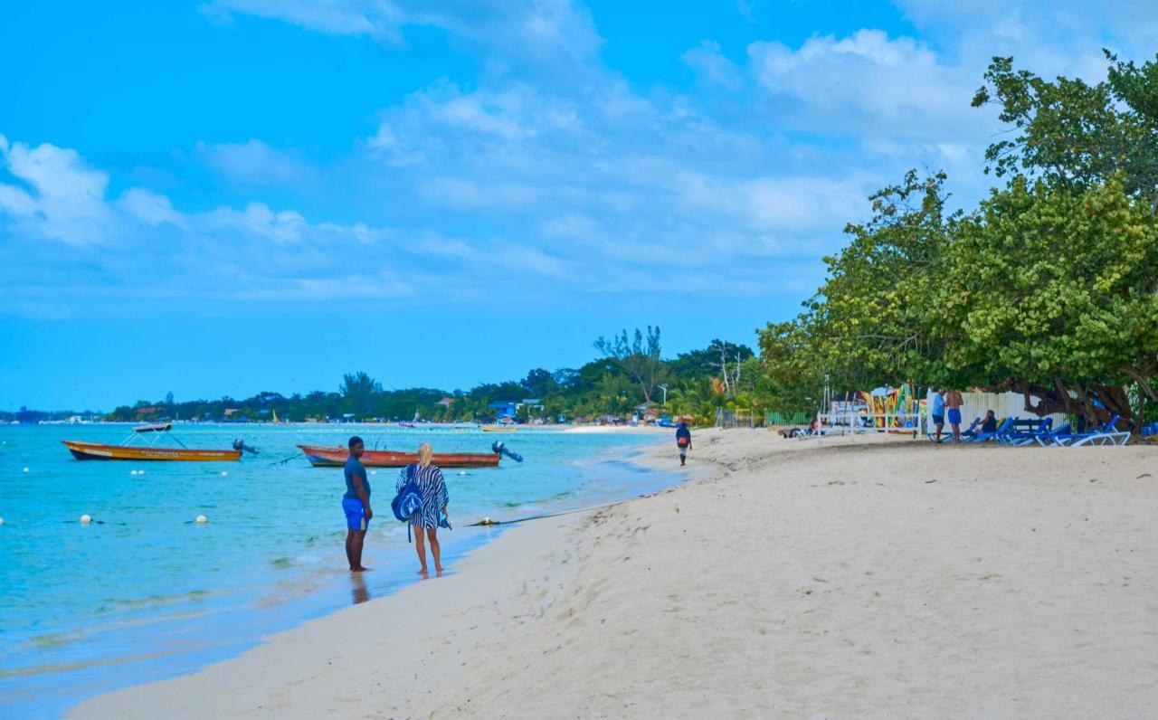 Yellow Bird Sea Hotel Negril Exterior foto